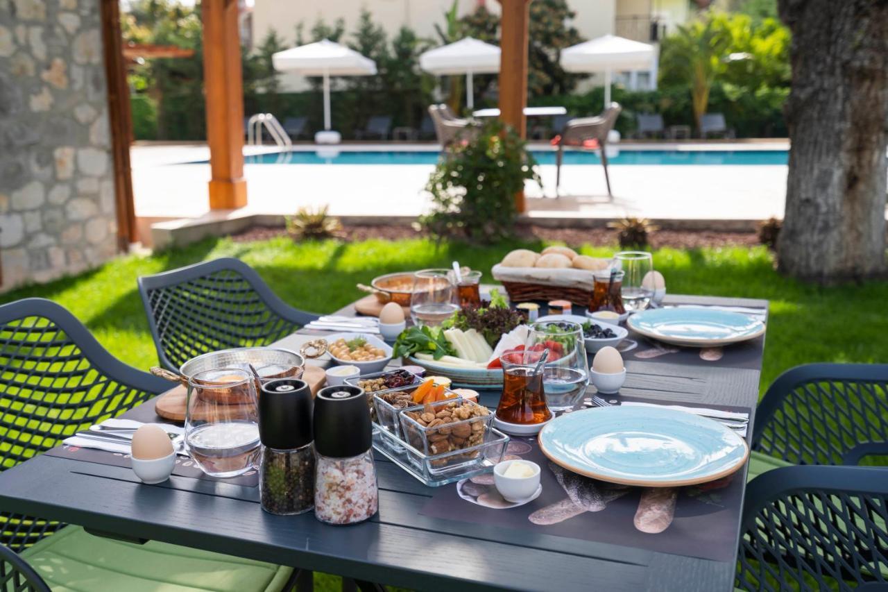 גוג'ק West House Exclusive Hotel מראה חיצוני תמונה