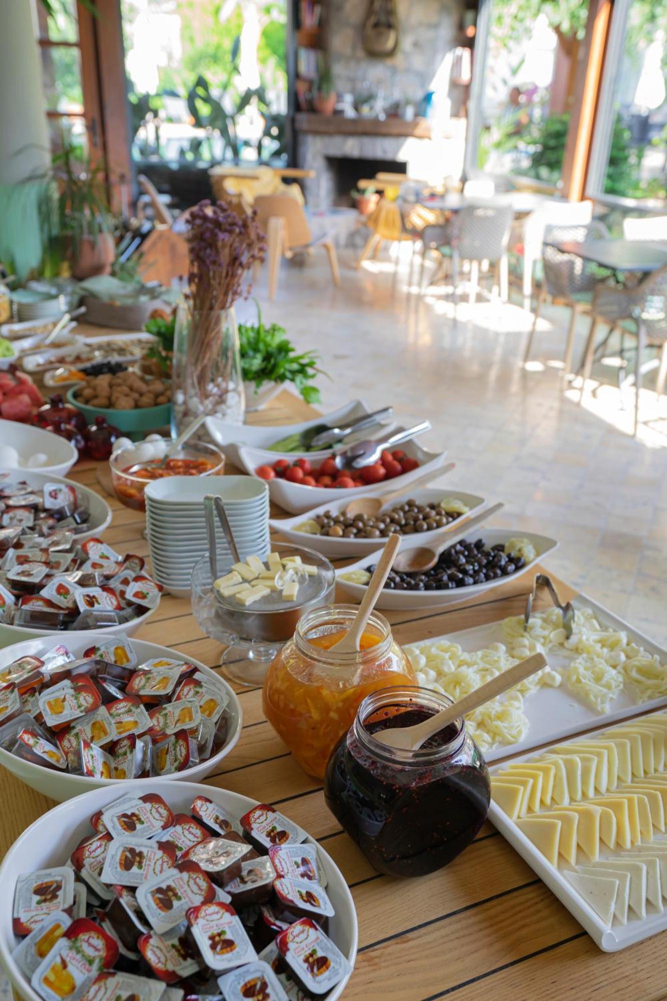 גוג'ק West House Exclusive Hotel מראה חיצוני תמונה