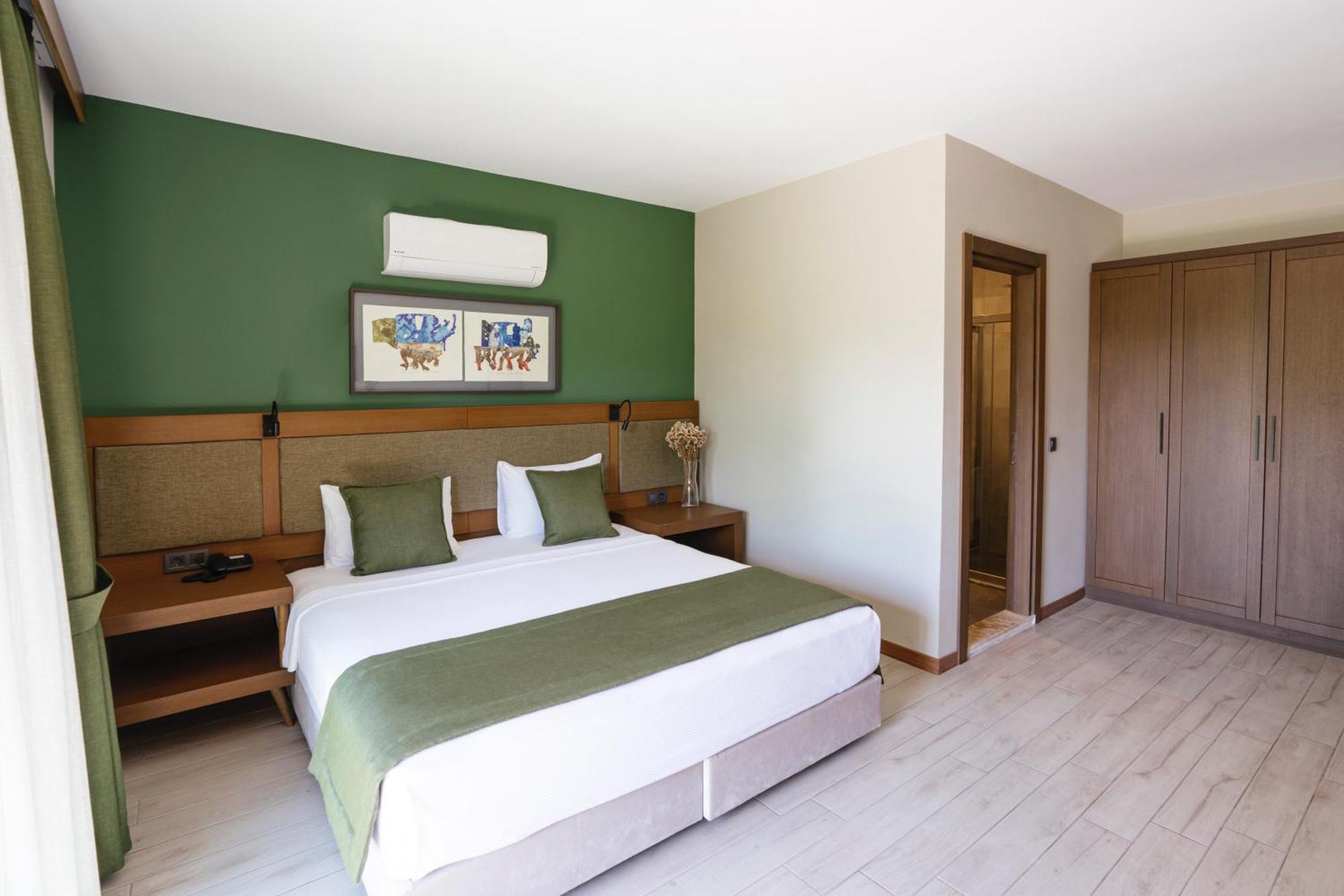 גוג'ק West House Exclusive Hotel מראה חיצוני תמונה