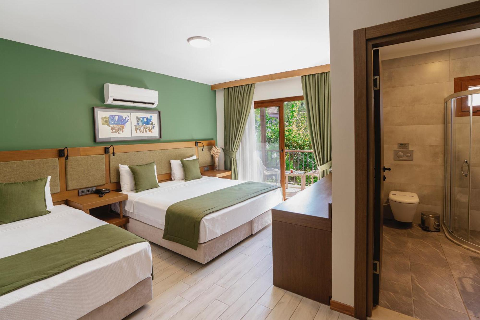 גוג'ק West House Exclusive Hotel מראה חיצוני תמונה
